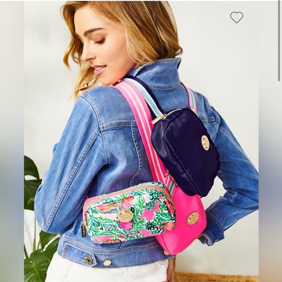 Lilly Pulitzer Runaround printed belt bag in Soleil Pink perfect poppy - Picture 14 of 16